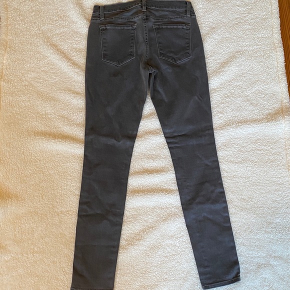 Frame Mid Rise De Jeanne Skinny Jeans - Picture 3 of 5